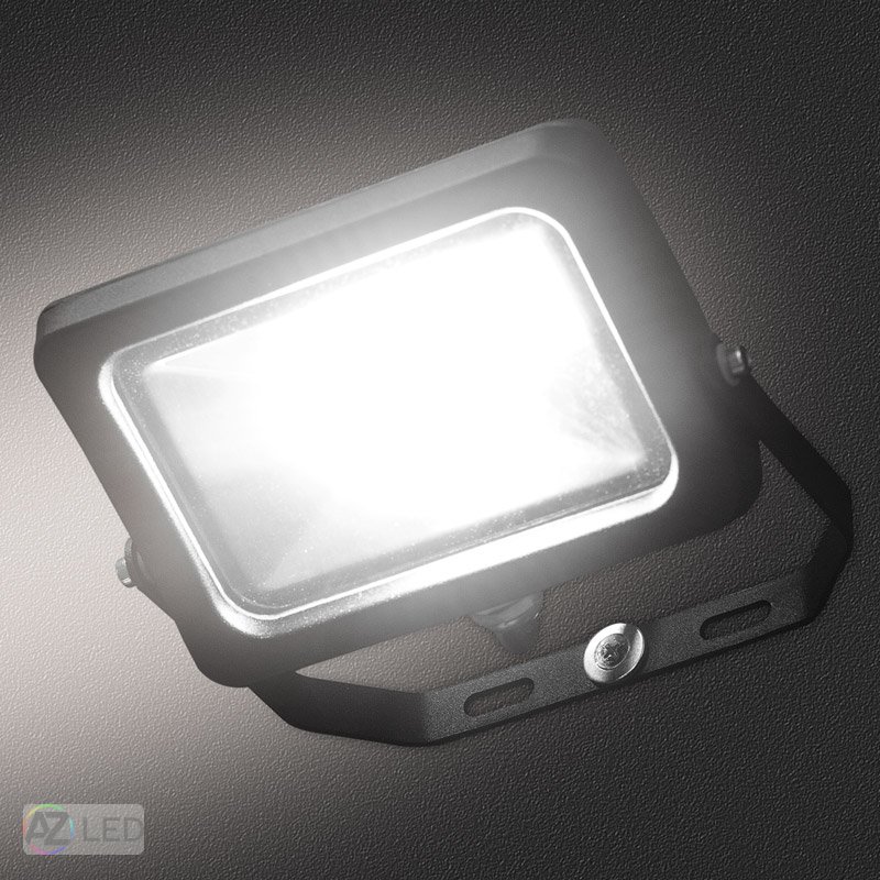 LED reflektor SLIM BASIC 10W studená bílá