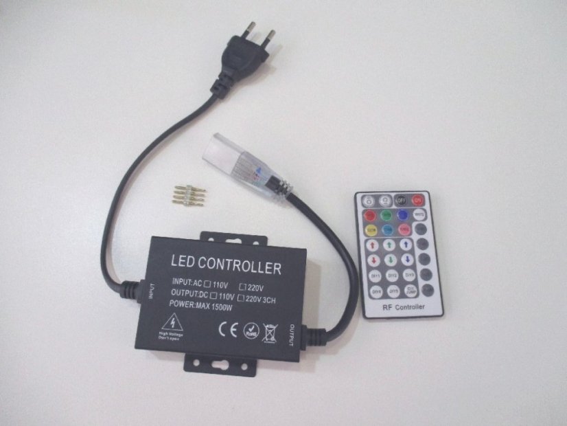 Dálkový ovladač na RGB LED pásky 230V-28B